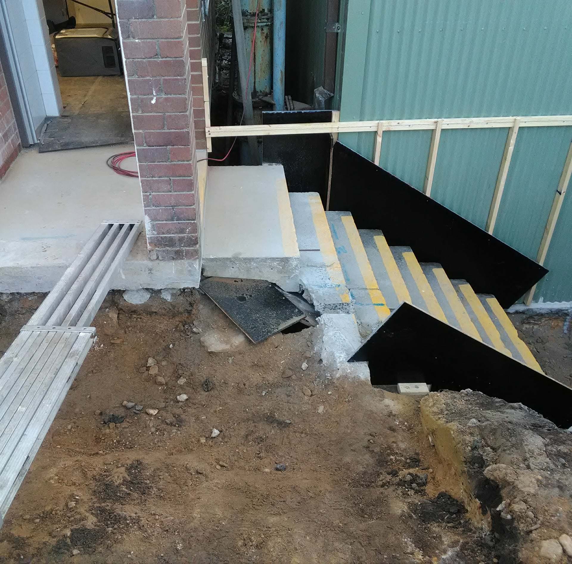 MLC Fabrication  Stairs / Staircase, Bathhouse Construction Hunter Valley, Newcastle, Manly Vale NSW